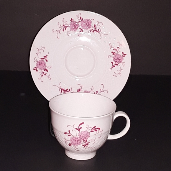 Seltmann Weiden "Annabell" cup & saucer - EVC - Picture 3 of 7